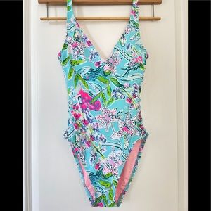 Lilly Pulitzer one piece swimsuit Dalian Bali blue in sway this way, size 0.